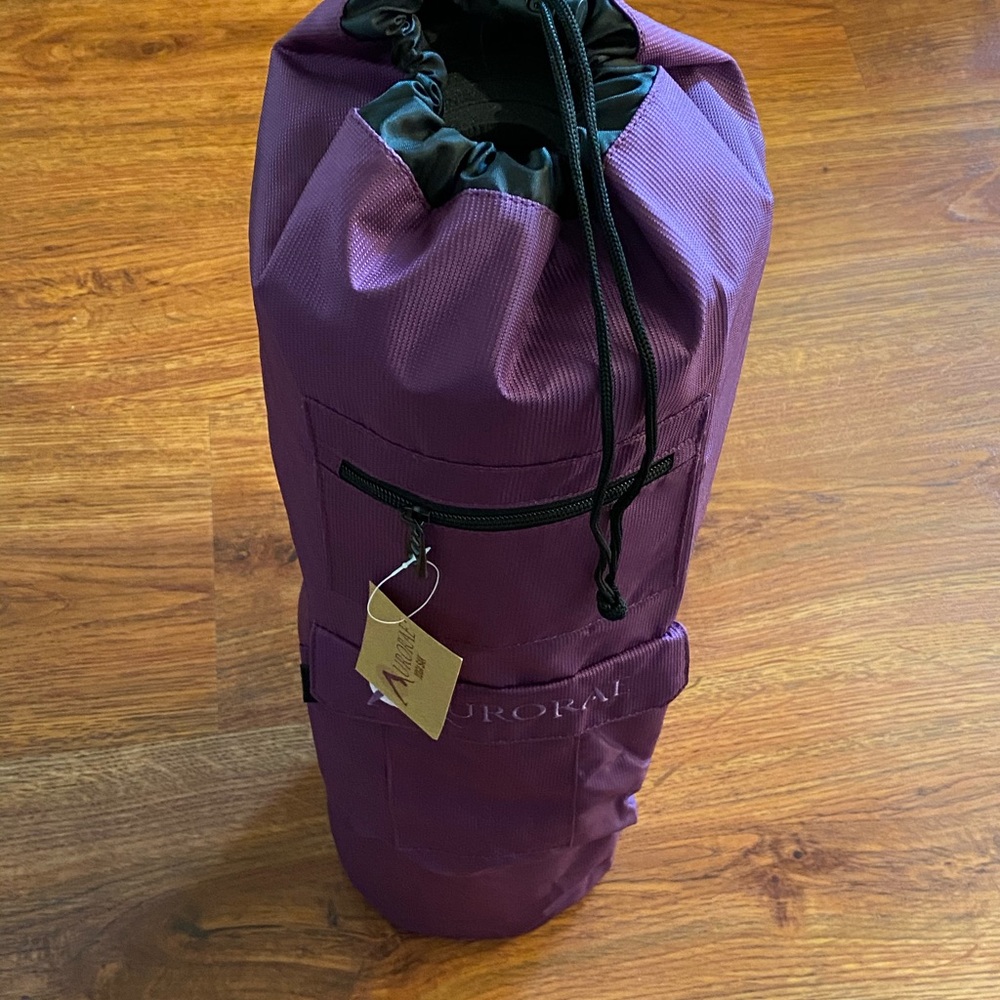 Aurorae Yoga Mat Sak Bag NWT New Purple